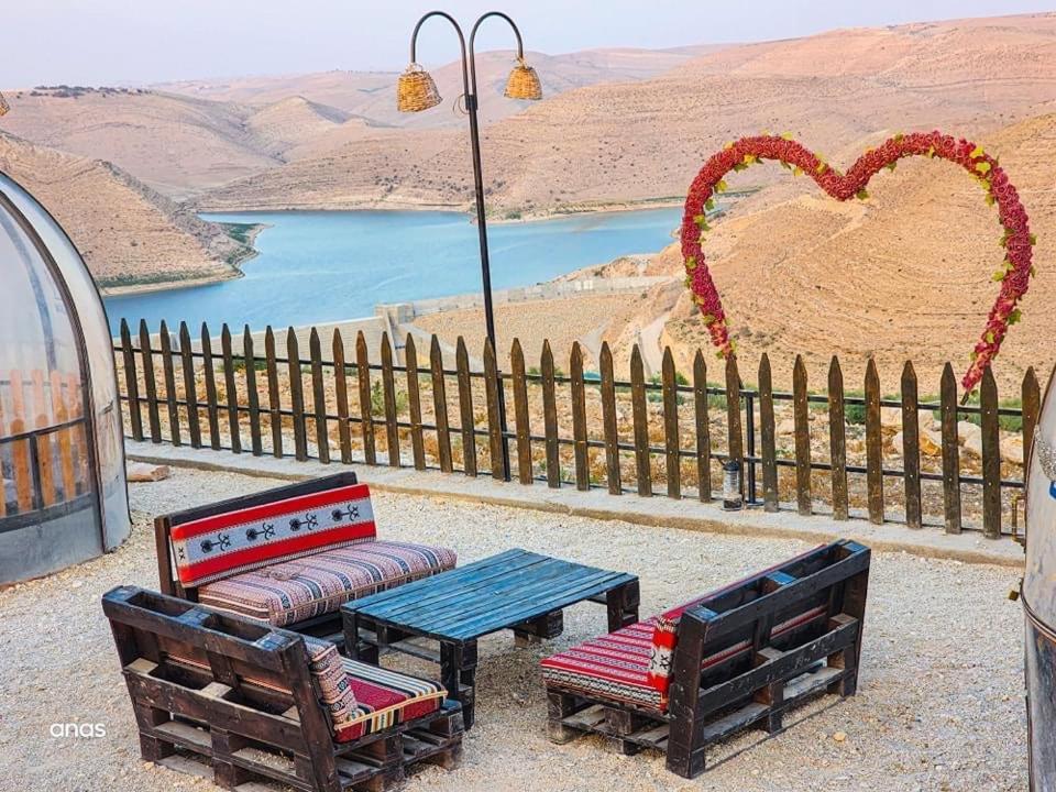 فندق Wadi Al-Wala View Camp مادابا المظهر الخارجي الصورة